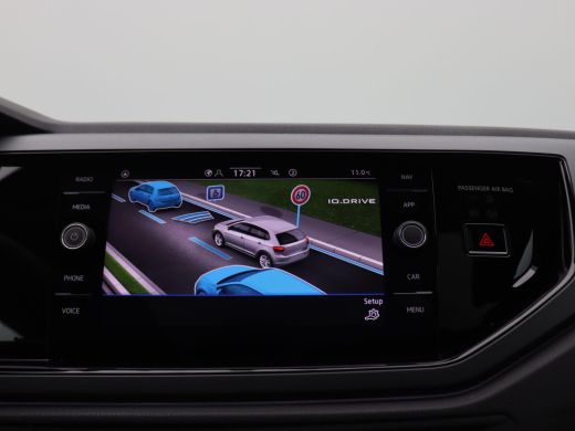 Volkswagen Polo 1.0 TSI R-Line Edition 95PK DSG Pano-Schuifdak, Keyless, Side Assist, Matrix LED-Verlichting, Ada... ActivLease financial lease