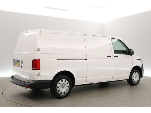 Volkswagen Transporter 2.0 TDI 150PK L2H1 | Aut. | Airco | Cruise | Camera | 3 Zits | Carplay | Navi | Parkeersens. ActivLease financial lease