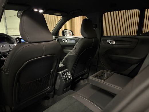 Volvo  EX40 Recharge Single Motor Plus 70 kWh | Trekhaak | 100% SoH | Adaptieve Cruise Control | Stoel en Stu... ActivLease financial lease