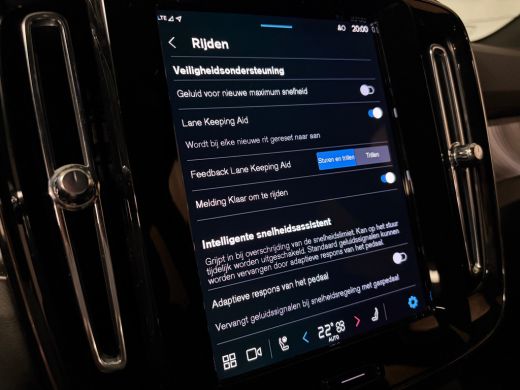 Volvo  EX40 Recharge Single Motor Plus 70 kWh | Trekhaak | 100% SoH | Adaptieve Cruise Control | Stoel en Stu... ActivLease financial lease