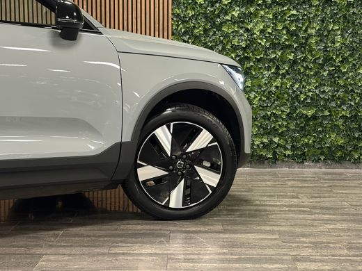 Volvo  EX40 Recharge Single Motor Plus 70 kWh | Trekhaak | 100% SoH | Adaptieve Cruise Control | Stoel en Stu... ActivLease financial lease