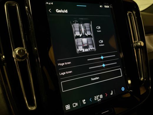 Volvo  EX40 Recharge Single Motor Plus 70 kWh | Trekhaak | 98% SoH | Adaptieve Cruise Control | Stoel en Stuu... ActivLease financial lease