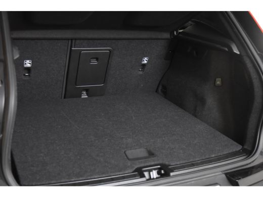 Volvo  XC40 T4 Recharge Inscription *1ste Eigenaar*Leer*Navigatie*Standkachel* ActivLease financial lease