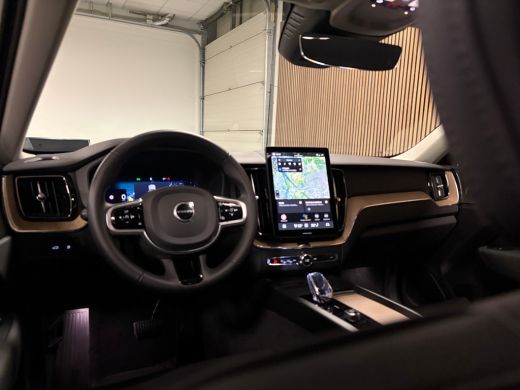 Volvo  XC60 T6 AWD Recharge Plus Brigth | MY26 Facelift | Trekhaak | 360&deg; Camera | Harman Kardon | Adaptieve ... ActivLease financial lease