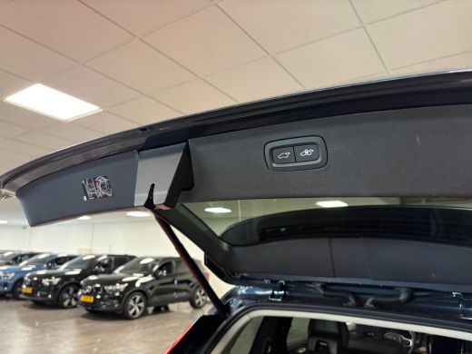 Volvo  XC90 T8 AWD Recharge Ultra Dark | Luchtvering | Trekhaak | 360 Camera | Head-Up Display | Harman Kardo... ActivLease financial lease