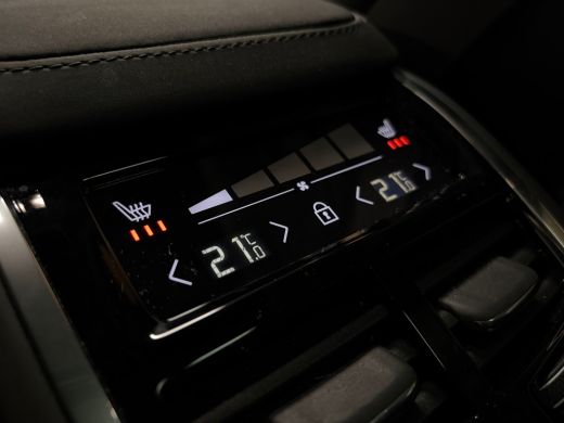 Volvo  XC90 T8 AWD Recharge Ultra Dark | Luchtvering | Trekhaak | 360 Camera | Head-Up Display | Harman Kardo... ActivLease financial lease