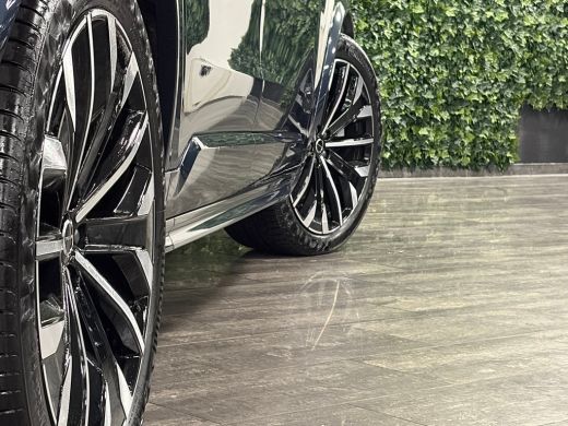 Volvo  XC90 T8 AWD Recharge Ultra Dark | Luchtvering | Trekhaak | 360 Camera | Head-Up Display | Harman Kardo... ActivLease financial lease