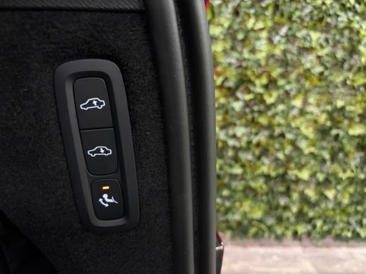 Volvo  XC90 T8 AWD Recharge Ultra Dark | Vol! | Bowers & Wilkins | Luchtvering | Stoelventilatie | Trekhaak |... ActivLease financial lease