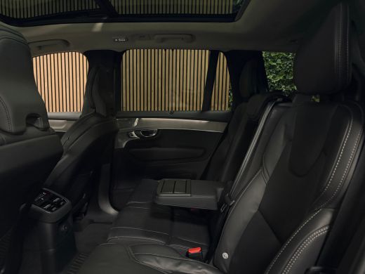 Volvo  XC90 T8 AWD Recharge Ultra Dark | Vol! | Bowers & Wilkins | Luchtvering | Stoelventilatie | Trekhaak |... ActivLease financial lease