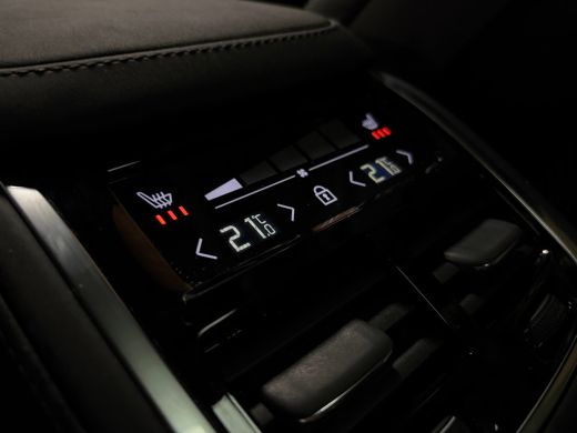 Volvo  XC90 T8 AWD Recharge Ultra Dark | Vol! | Bowers & Wilkins | Luchtvering | Stoelventilatie | Trekhaak |... ActivLease financial lease