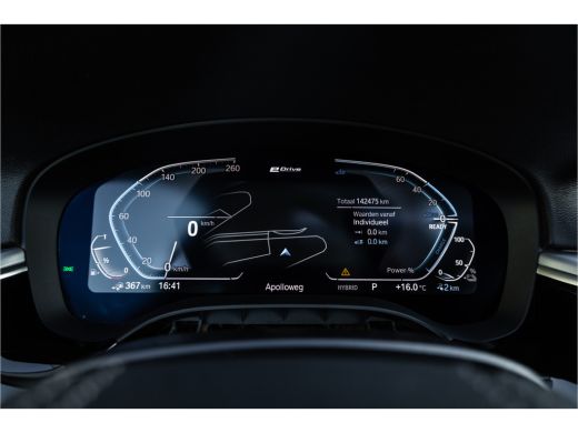 BMW 5 Serie Touring 530e Panoram / Camera / Leder / Elec stoelen / ActivLease financial lease