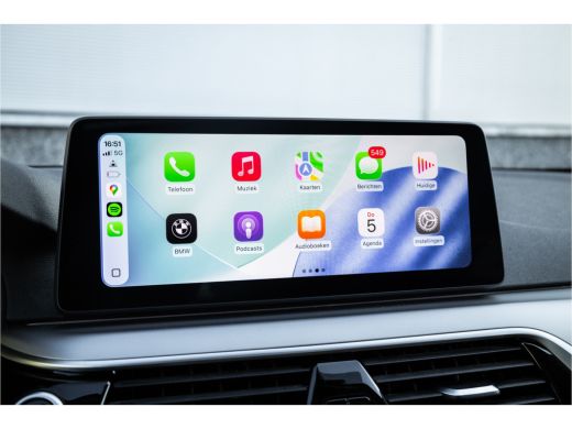 BMW 5 Serie Touring 530e Panoram / Camera / Leder / Elec stoelen / ActivLease financial lease