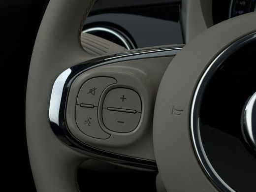 Fiat 500 1.0 Hybrid 70 pk Dolcevita | Panoramdak | Navigatie | Apple carplay | ActivLease financial lease