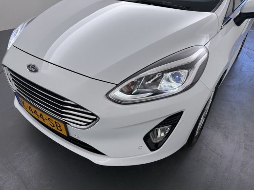 Ford Fiesta 1.0 EcoBoost Titanium AUTOMAAT / Navigatie / Camera / Parkeersensoren / Carplay / Dodehoek / 16''... ActivLease financial lease