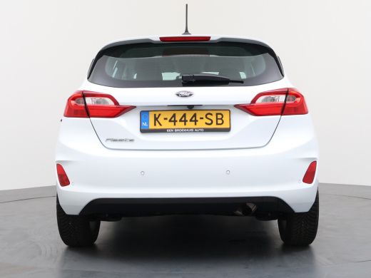 Ford Fiesta 1.0 EcoBoost Titanium AUTOMAAT / Navigatie / Camera / Parkeersensoren / Carplay / Dodehoek / 16''... ActivLease financial lease