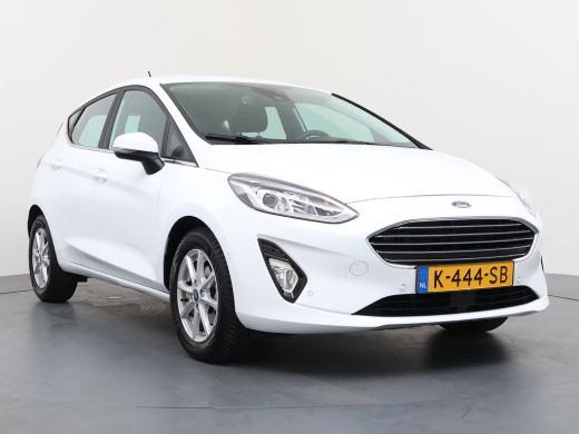 Ford Fiesta 1.0 EcoBoost Titanium AUTOMAAT / Navigatie / Camera / Parkeersensoren / Carplay / Dodehoek / 16''... ActivLease financial lease