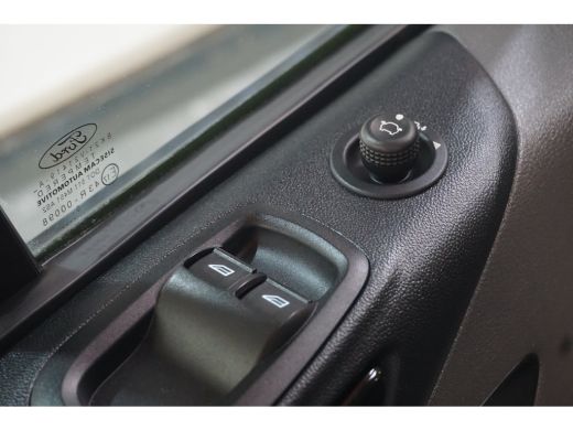 Ford Transit Custom 300 2.0 TDCI L2H1 Limited Sport Edition | Wegklapbare Dakdragers | Achteruitrijcamera | Cruise co... ActivLease financial lease