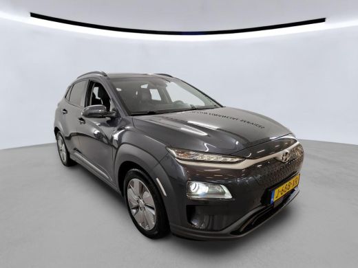 Hyundai Kona EV Premium 64 kWh NL-AUTO | LEDER| STOELVERWARMING | NAVI | CAMERA ActivLease financial lease