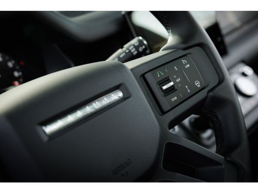 Land Rover Defender 110 Defender URBAN 110 P300e X-Dynamic SE | Urban bodykit | 22 Inch | Pano | Cold Climate | ActivLease financial lease