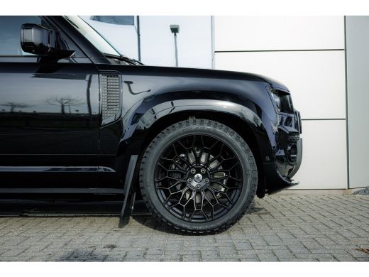 Land Rover Defender 110 Defender URBAN 110 P300e X-Dynamic SE | Urban bodykit | 22 Inch | Pano | Cold Climate | ActivLease financial lease