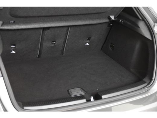 Mercedes-Benz A-Klasse 250 e *Leer*Navigatie*Ambiente*Trekhaak* ActivLease financial lease