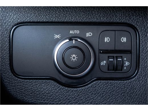 Mercedes-Benz Sprinter 317 CDI L2H2 | Automaat | Mbux | 360&deg; camera | Navi | Cruise | Climatronic ActivLease financial lease