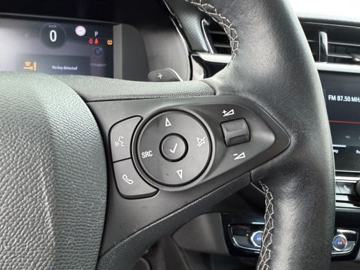 Opel Corsa 1.2 Elegance AUTOMAAT / Navigatie / Camera / Parkeersensoren / Keyless / Dodehoek / LED / 16'' LMV ActivLease financial lease