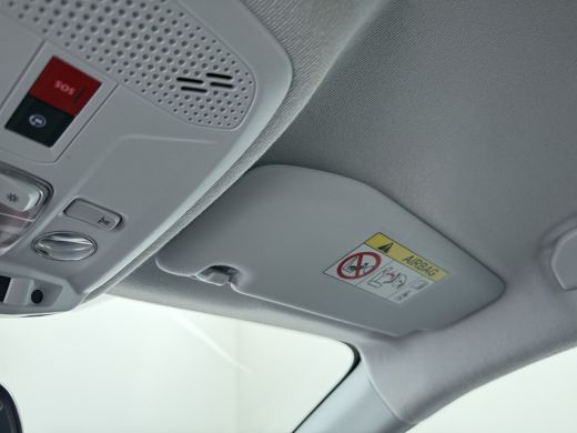 Opel Corsa 1.2 Elegance Navigatie / Camera / Parkeersensoren / Carplay / Keyless /  ECC / LED / 16'' LMV ActivLease financial lease