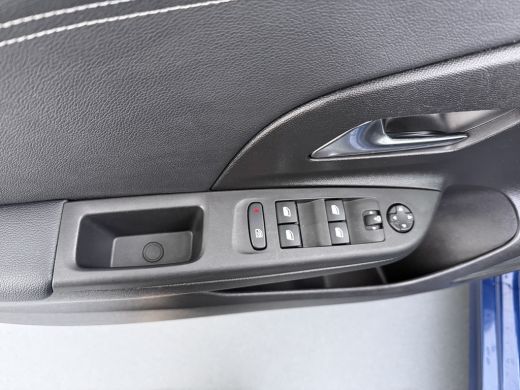 Opel Corsa 1.2 Elegance Navigatie / Camera / Parkeersensoren / Carplay / Keyless /  ECC / LED / 16'' LMV ActivLease financial lease