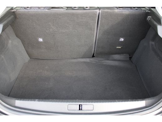 Opel Corsa 1.2 Elegance / Navigatie / Camera / Parkeersensoren / Keyless / LED / 16'' LMV ActivLease financial lease