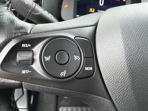 Opel Corsa 1.2 GS Line / Navigatie / Camera / Parkeersensoren / Keyless / LED / Carplay / 16'' LMV ActivLease financial lease