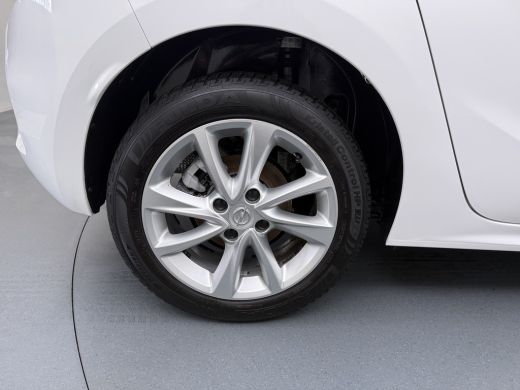 Opel Corsa 1.2 GS Line / Navigatie / Camera / Parkeersensoren / Keyless / Carplay / ECC / LED / 16'' LMV ActivLease financial lease