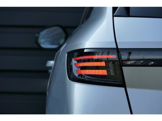 Opel Grandland 1.6 TURBO 195PK PLUG-IN HYBRID GS AUTOMAAT / NAVI / CLIMA / PDC / 19"LMV / CAMERA V+A / AFN. TREK... ActivLease financial lease