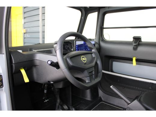 Opel Rocks-e Rocks-e | Brommerrijbewijs | Panoramadak | Geluidsinstallatie | Apple carplay | 15` LM | ActivLease financial lease