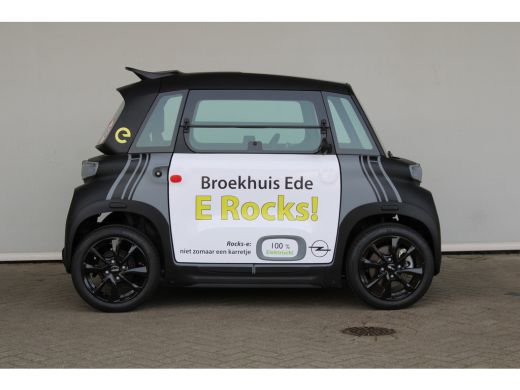 Opel Rocks-e Rocks-e | Brommerrijbewijs | Panoramadak | Geluidsinstallatie | Apple carplay | 15` LM | ActivLease financial lease