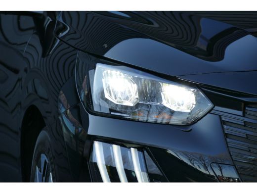 Peugeot 208 1.2 PURETECH 100PK 5-DRS ALLURE / NAVI / CLIMA / LED / PDC / 16" LMV / CAMERA / BLUETOOTH / CRUIS... ActivLease financial lease