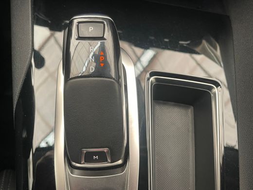 Peugeot 3008 1.2 PureTech Allure Camera | Digitaal Dashboard | Parkeersensoren Rondom | 19" Lichtmetaal | Carp... ActivLease financial lease