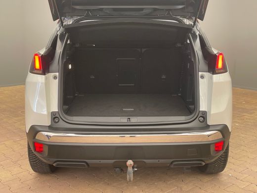 Peugeot 3008 1.2 PureTech Allure Camera | Digitaal Dashboard | Parkeersensoren Rondom | 19" Lichtmetaal | Carp... ActivLease financial lease