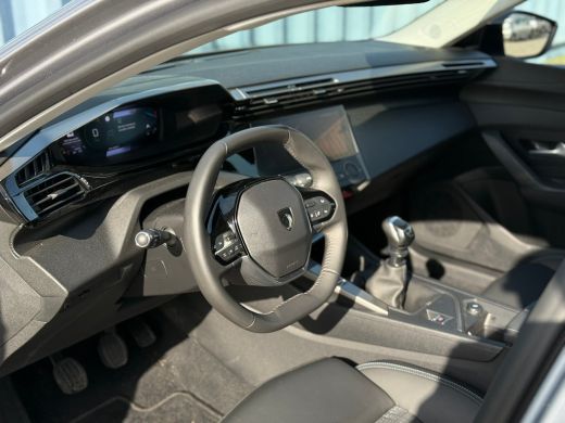 Peugeot 308 Active Pack Business Comfort stoelen met stoel verwaming | Adeptieve cruise control | Parkeersens... ActivLease financial lease