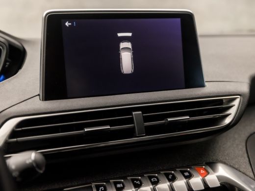 Peugeot 5008 1.2 PureTech Allure Sport 7 Persoons 131Pk Automaat (APPLE CARPLAY, GROOT NAVI, LEDER, PARKEERSEN... ActivLease financial lease