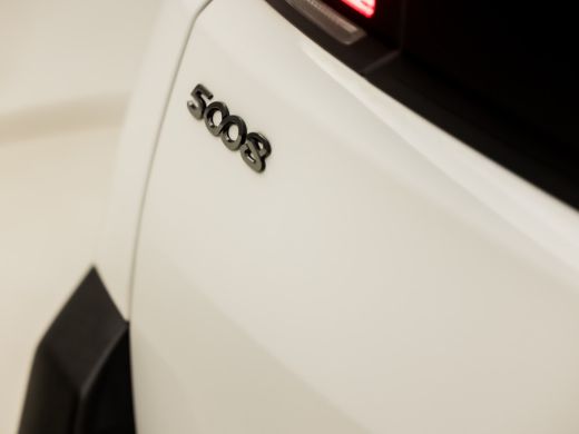 Peugeot 5008 1.2 PureTech Allure Sport 7 Persoons 131Pk Automaat (APPLE CARPLAY, GROOT NAVI, LEDER, PARKEERSEN... ActivLease financial lease