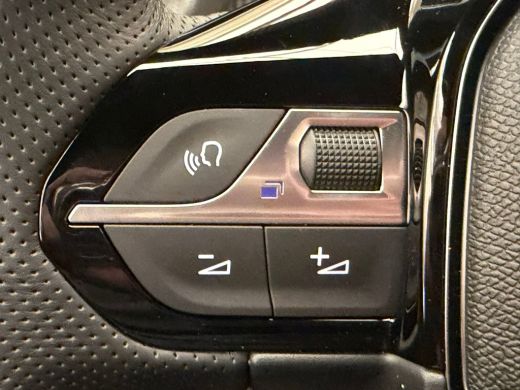 Peugeot e-208 GT | Adaptieve cruise control met Stop&Go functie | Elektrische parkeerrem | Elektrische parkeerrem ActivLease financial lease