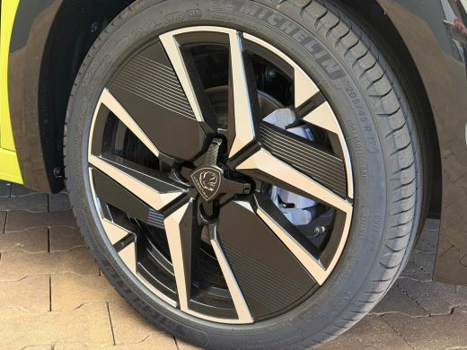 Peugeot e-208 GT | Adaptieve cruise control met Stop&Go functie | Elektrische parkeerrem | Elektrische parkeerrem ActivLease financial lease