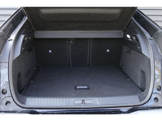 Peugeot e-3008 73KWH 325PK DUAL MOTOR LAUNCH EDITION AUTOMAAT / NAVI / LEDER / CLIMA / PDC / CAMERA V+A / PANO.D... ActivLease financial lease