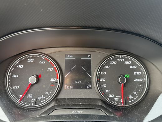 Seat Arona 110PK TSI XPERIENCE CARPLAY/LED/ADAPTIVECRUISE ActivLease financial lease