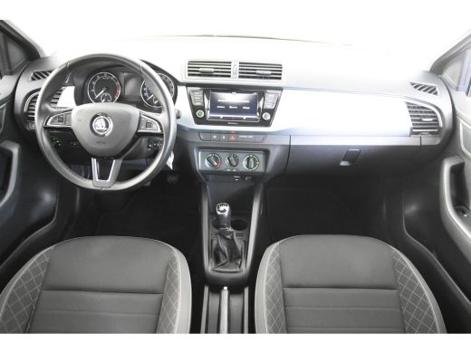 Skoda Fabia Combi 1.0 TSI *1ste Eigenaar*Parkassist*Navigatie/Carplay* ActivLease financial lease