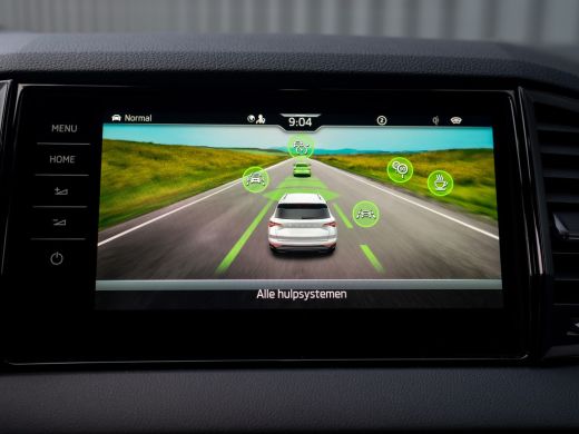 Skoda Karoq 1.5 TSI ACT Sportline Business | Elk. A-klep | Camera | Lane Assist | Stoel & Stuur verw. | Prijs... ActivLease financial lease