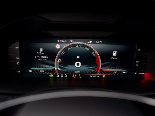 Skoda Karoq 1.5 TSI ACT Sportline Business | Elk. A-klep | Camera | Lane Assist | Stoel & Stuur verw. | Prijs... ActivLease financial lease