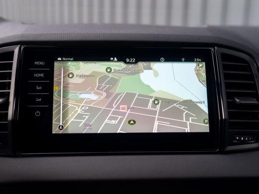 Skoda Karoq 1.5 TSI ACT Sportline Business | Leder | Camera | Adapt. Cruise control | Stoel & Stuur verw. | P... ActivLease financial lease