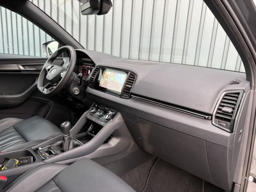 Skoda Karoq 1.5 TSI ACT Sportline Business | Leder | Camera | Adapt. Cruise control | Stoel & Stuur verw. | P... ActivLease financial lease